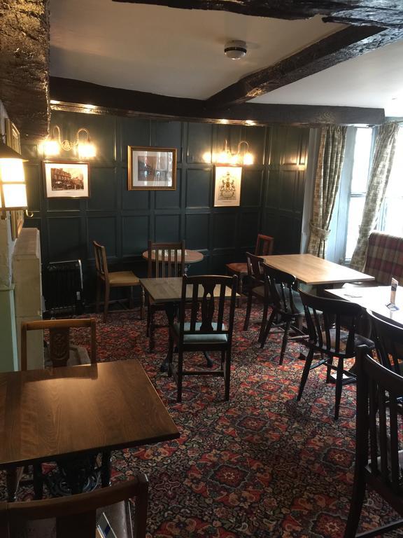 The Talbot Hotel Cleobury Mortimer Esterno foto