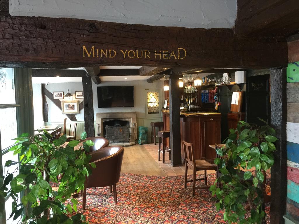 The Talbot Hotel Cleobury Mortimer Esterno foto