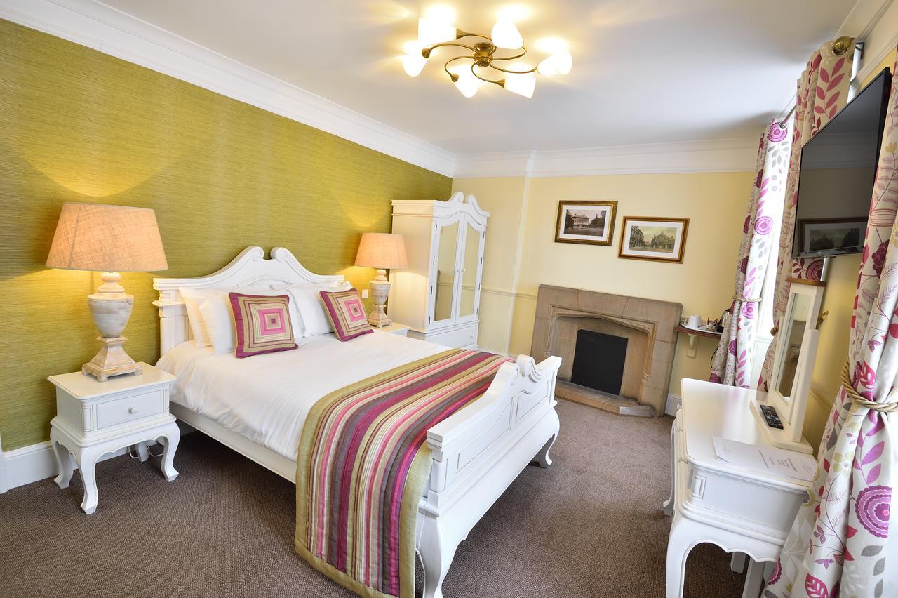 The Talbot Hotel Cleobury Mortimer Esterno foto