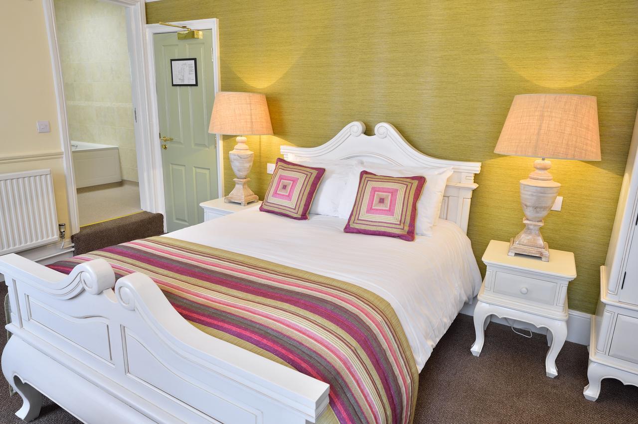 The Talbot Hotel Cleobury Mortimer Esterno foto