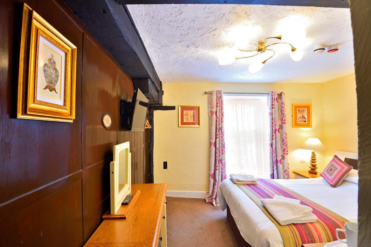 The Talbot Hotel Cleobury Mortimer Esterno foto
